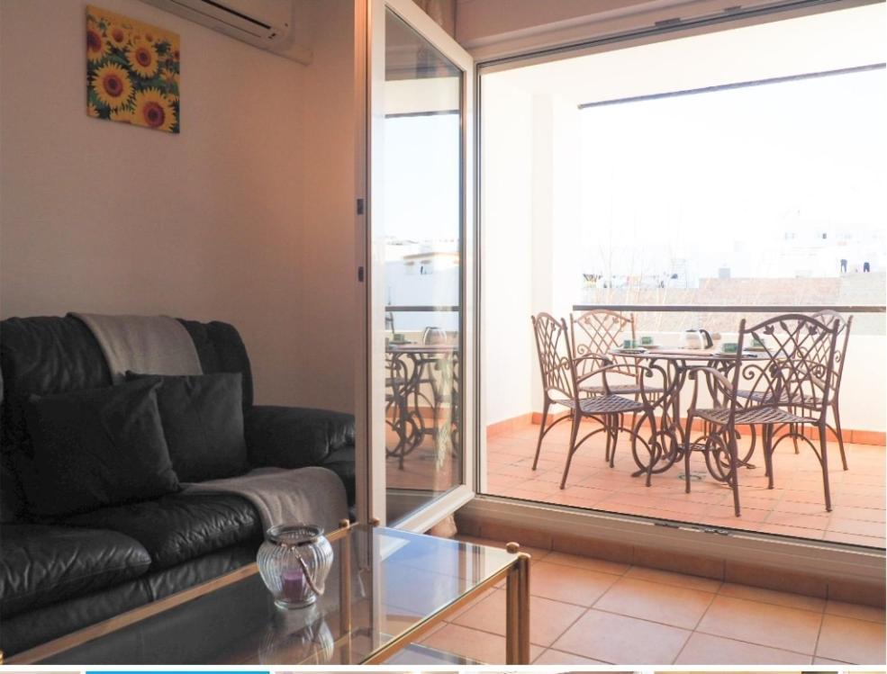 Conilplus Apartment Castilnovo كونيل ذي لا فرونتيرا المظهر الخارجي الصورة